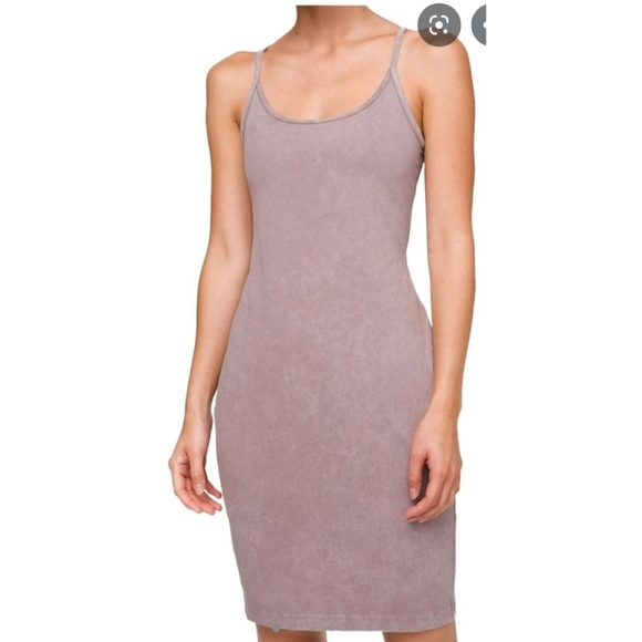 lululemon athletica Dresses & Skirts - Lululemon Inner Glow dress